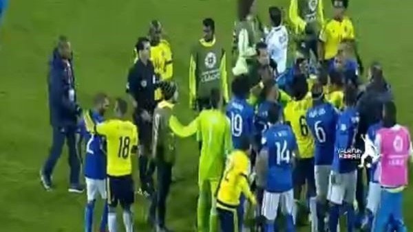 Neymar'a 4 maç ceza