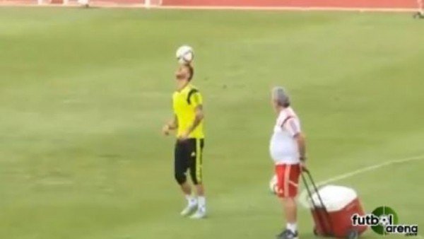 Ramos Maradona'ya özendi!