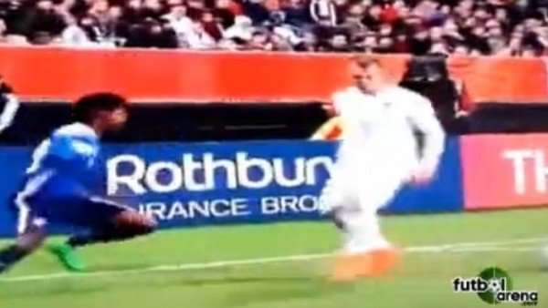 Rakibi küçük düşüren çalım