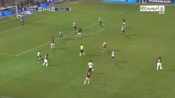 Efsane Milan yıllarından Pirlo'nun güzel golü