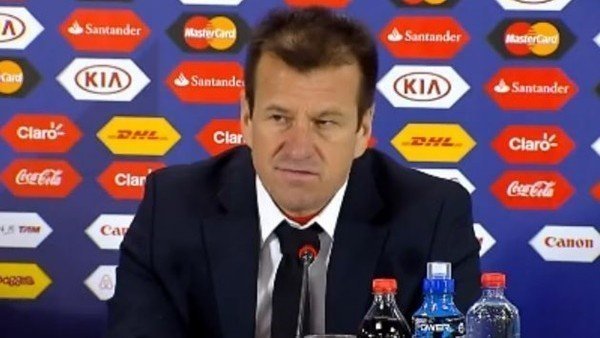 Dunga: 'Brezilya takımı gelişmek zorunda'