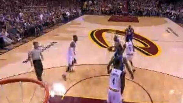 Timofey Mozgov ilk yarıda kuş uçurtmadı