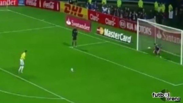 Kolombiya'yı çim yaktı