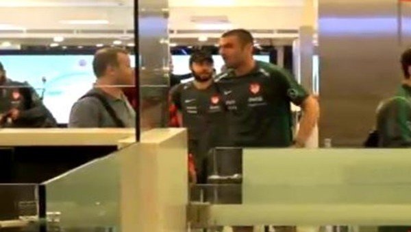 Milli Takım evine döndü