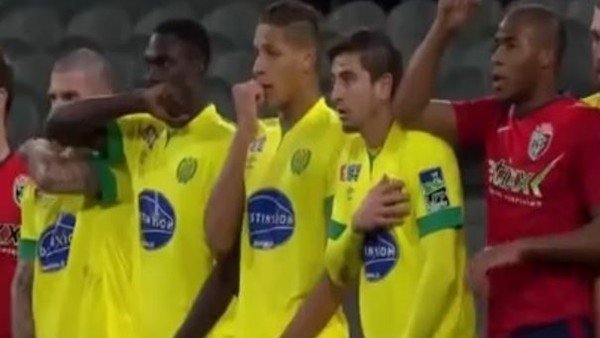 Simon Kjaer'den harika frikik golü