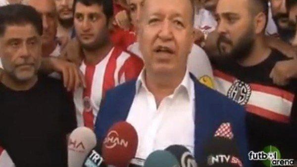 Ronaldinho cumartesi geliyor