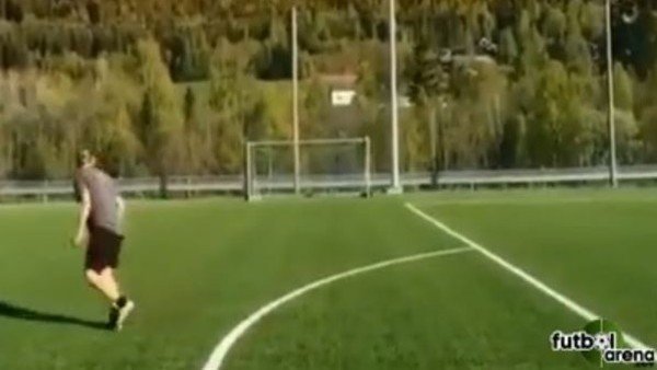 Yok artık gerçek olamaz! İnanılmaz gol...