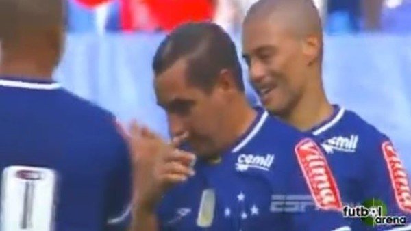 Alex de Souza jübilesinde coştu