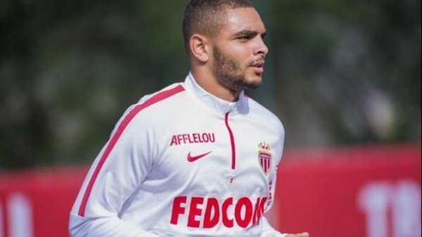 Atletico Madird, Kurzawa'dan vazgeçmiyor