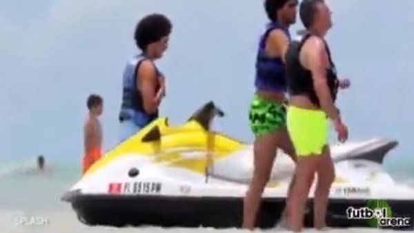 Fellaini'nin jetski keyfi