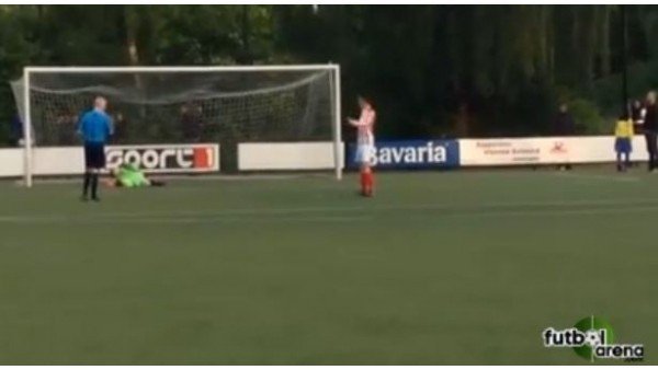 Genç yıldızdan rabona penankası