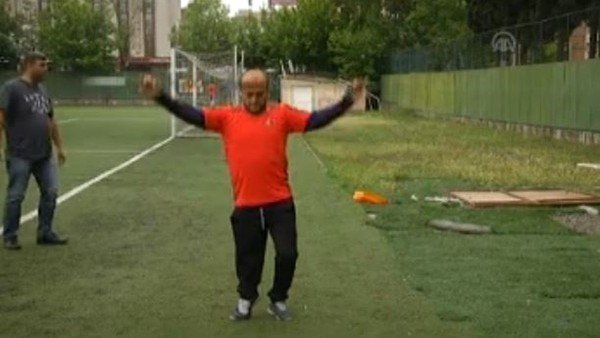 Öğrencileriyle birlikte dünya şampiyonasında boy gösterecek 