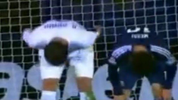 Diego Godin ve Messi imana geldi.