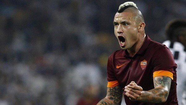 Liverpool, ManU'dan Nainggolan'ı çalacak