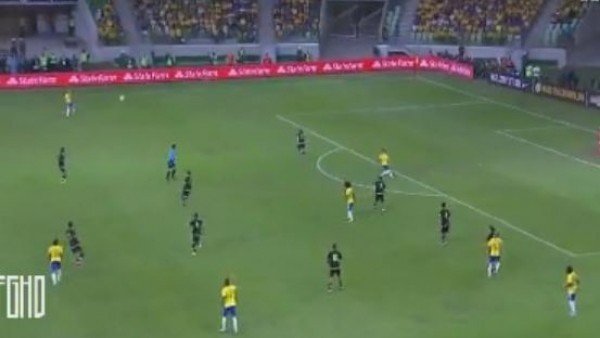 Coutinho'dan dar açıdan şık bir gol