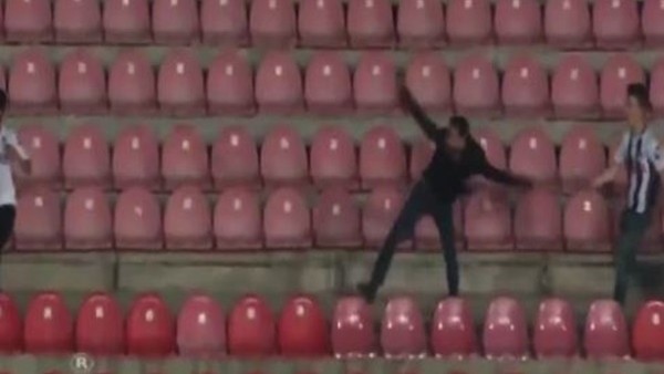 Dünyanın en çılgın taraftarı bir Türk