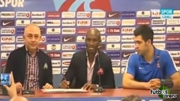 Süleyman Hurma: 'Mbia transferinde Avrupa kulüpleriyle yarıştık'