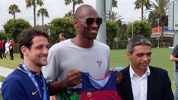 Kobe Bryant Barcelona Kampını Ziyaret Etti