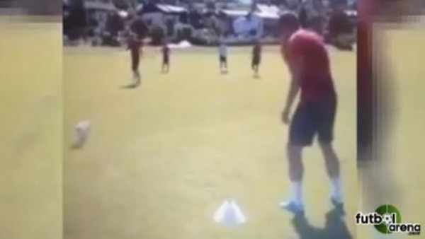 Podolski Pas Bekledi Sosyal Medya Yıkıldı