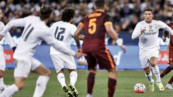 Salih, Ronaldo'yu Yere Serdi