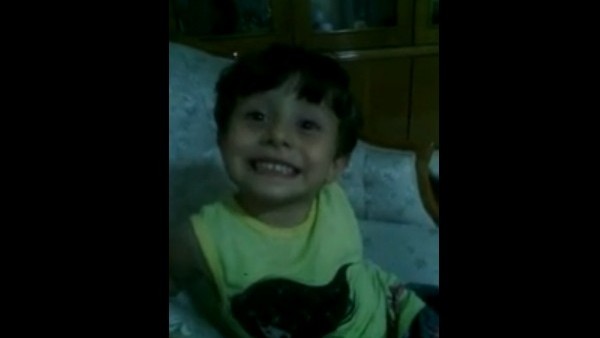 Beşiktaşlı çocuktan Mario Gomez tezahüratı