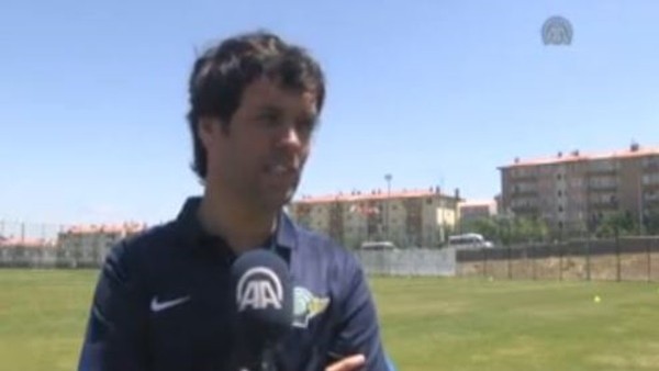 Akhisar Belediyespor'a Sırp kaleci