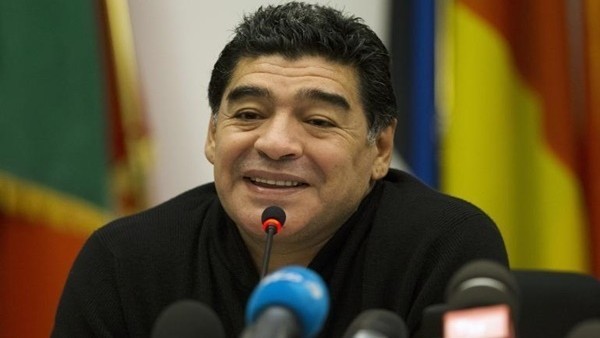 Maradona'dan ' No Woman No Cry'