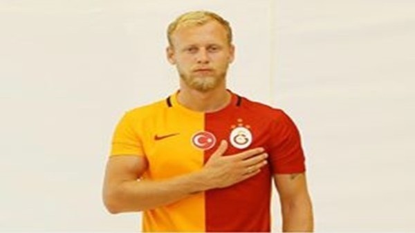 Selçuk, Burak, Yasin, Semih Ve Kamera Arkası