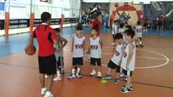 Çin Basketbolu 2025'e Hazırlanıyor