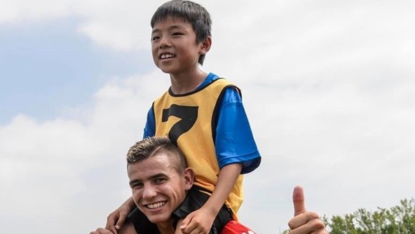 Atletico Madrid, Japon Çocuklarla Antrenman Yaptı