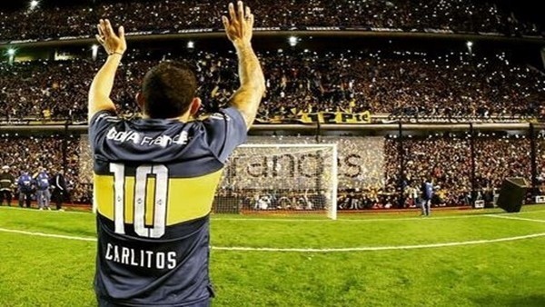 Carlos Tevez'e Müthiş Karşılama Töreni