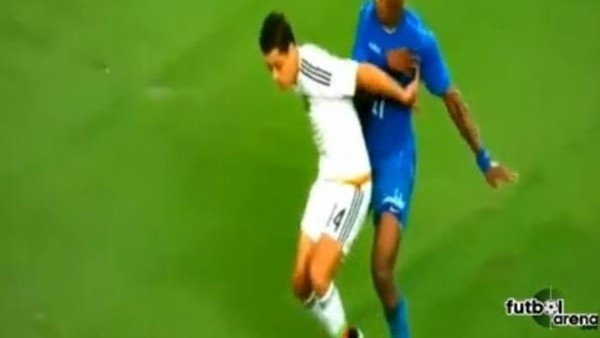 Chicharito Sakatlandı! Kırık Var...