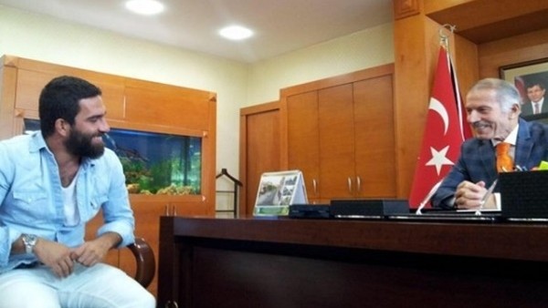 Bayrampaşa'ya gelen Arda'ya sürpriz hediye