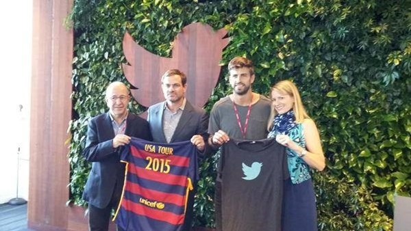 Gerard Pique'den Twitter Binasına Ziyaret