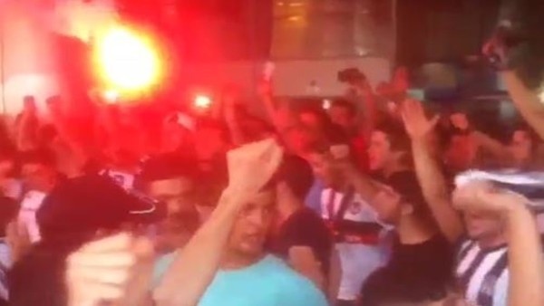 Beşiktaş taraftarı Quaresma'yı böyle karşıladı