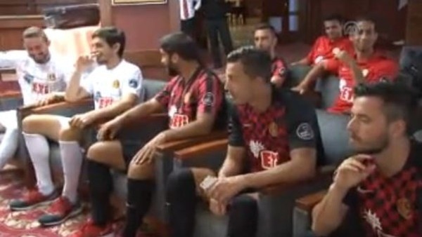 Eskişehirspor'da transfer ve forma tanıtımı