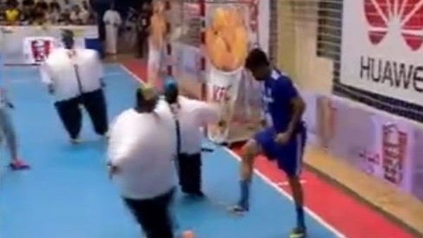 Diego Costa salonda döktürdü!