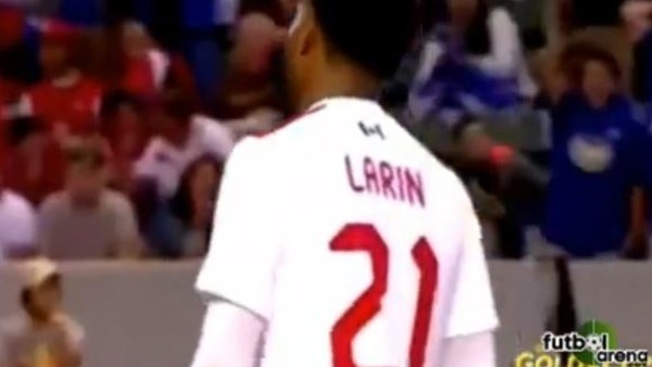 Öyle bir gol kaçırdı ki...