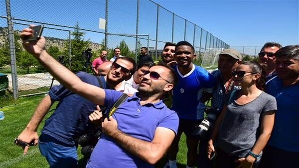 Eto'o ilk antrenmanına çıktı