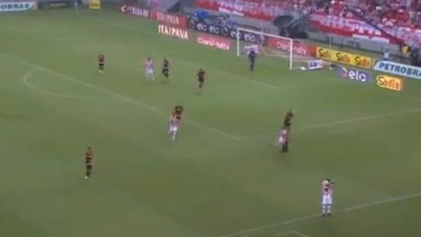 Nautico 0-2 Flamengo - Maç Özeti (15.7.2015)