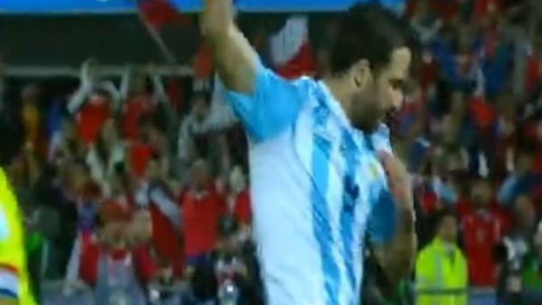 Higuain Arjantin'i yaktı!