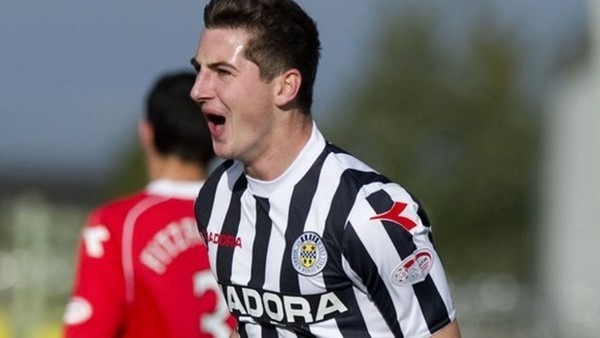 Kenny McLean'den harika kafa golü