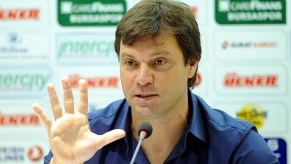 Ertuğrul Sağlam: 'Ben geleceğe iyimser bakıyorum'