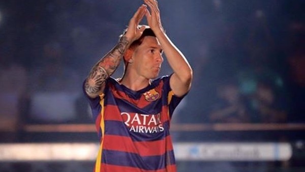 Messi'nin Nou Camp'a çıkışının perde arkası görüntüleri