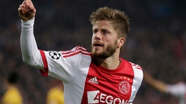 Fenerbahçe'nin rakibi Ajax'ın frikikçisi