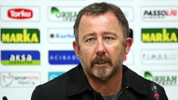 Sergen Yalçın Eskişehirspor'u tebrik etti