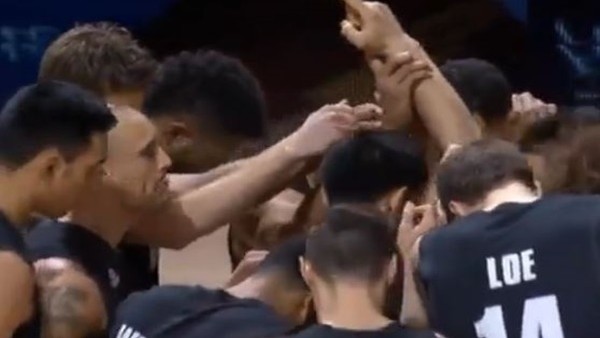 Maç öncesi haka dansı ile büyülediler