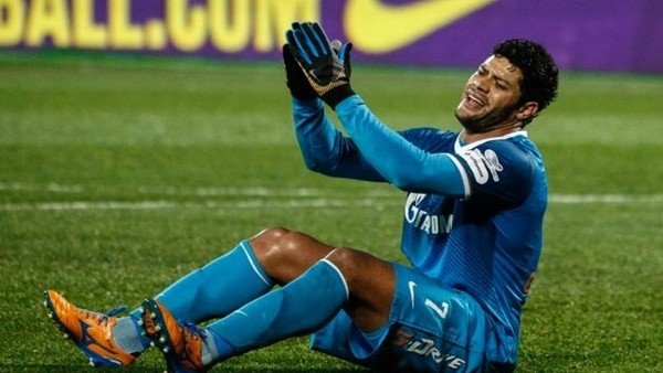 Hulk Yerlerde Süründü