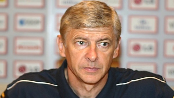 Arsene Wenger galibiyetten mutlu