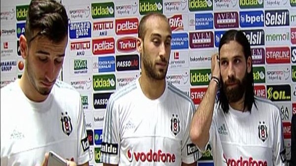 Cenk Tosun şapkayı kaptırdı